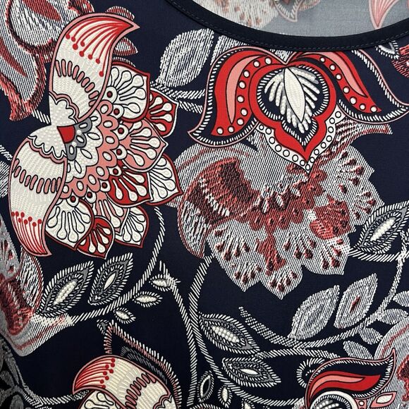 Rue Juju | Blue Red Textured Floral Tie Waist Stretchy Short Sleeve Top Petite M - Picture 3 of 5